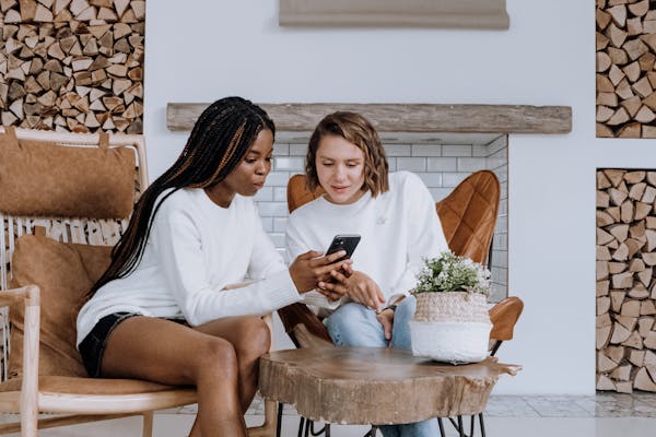 WhatsApp vs SMS para recordatorios de citas: ¿cuál es mejor?